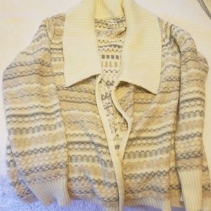 Croft & Borrow knitted sweater large